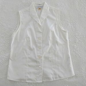 Calvin Klein; Size 2, White Button Down Sleeveless Shirt